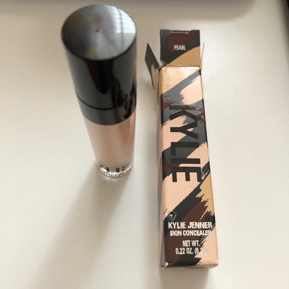Kylie Cosmetics Skin Concealer Pearl Shade - Picture 7 of 9